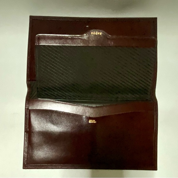 🧳Vintage Unused Prince Gardner
Passport Wallet 🧳✨#PRINCE - Picture 3 of 14